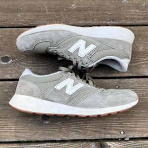 New Balance Sneakers